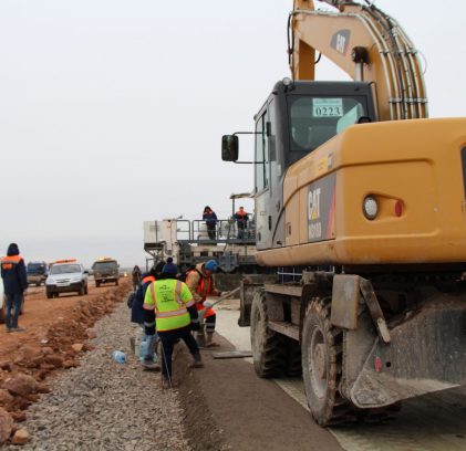 В Казахстане в 2015 г. построено и отремонтировано свыше 3,3 тыс км автодорог - МИР РК